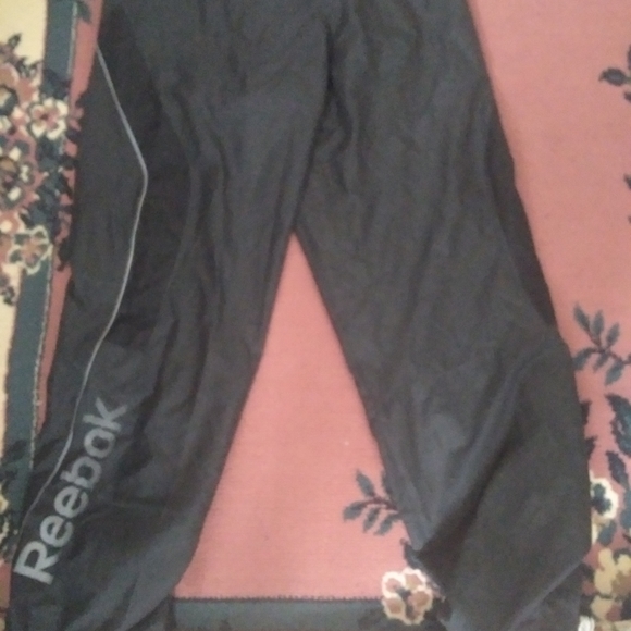 Men's Training Pants - Picture 3 of 10